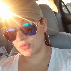 Meet your Posher, Becky